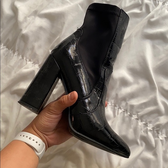 Black Snakeprint Booties - Picture 2 of 2